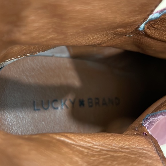 Lucky brand distressed booties - size 9 - Picture 6 of 7